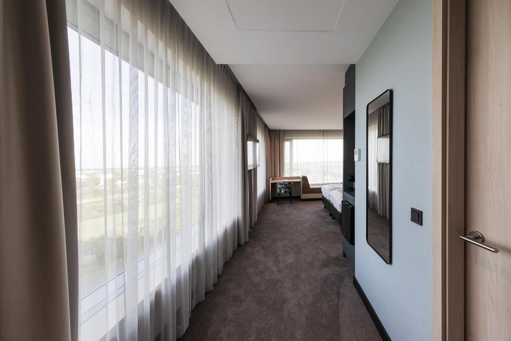 Van Der Valk Hotel Duesseldorf Экстерьер фото
